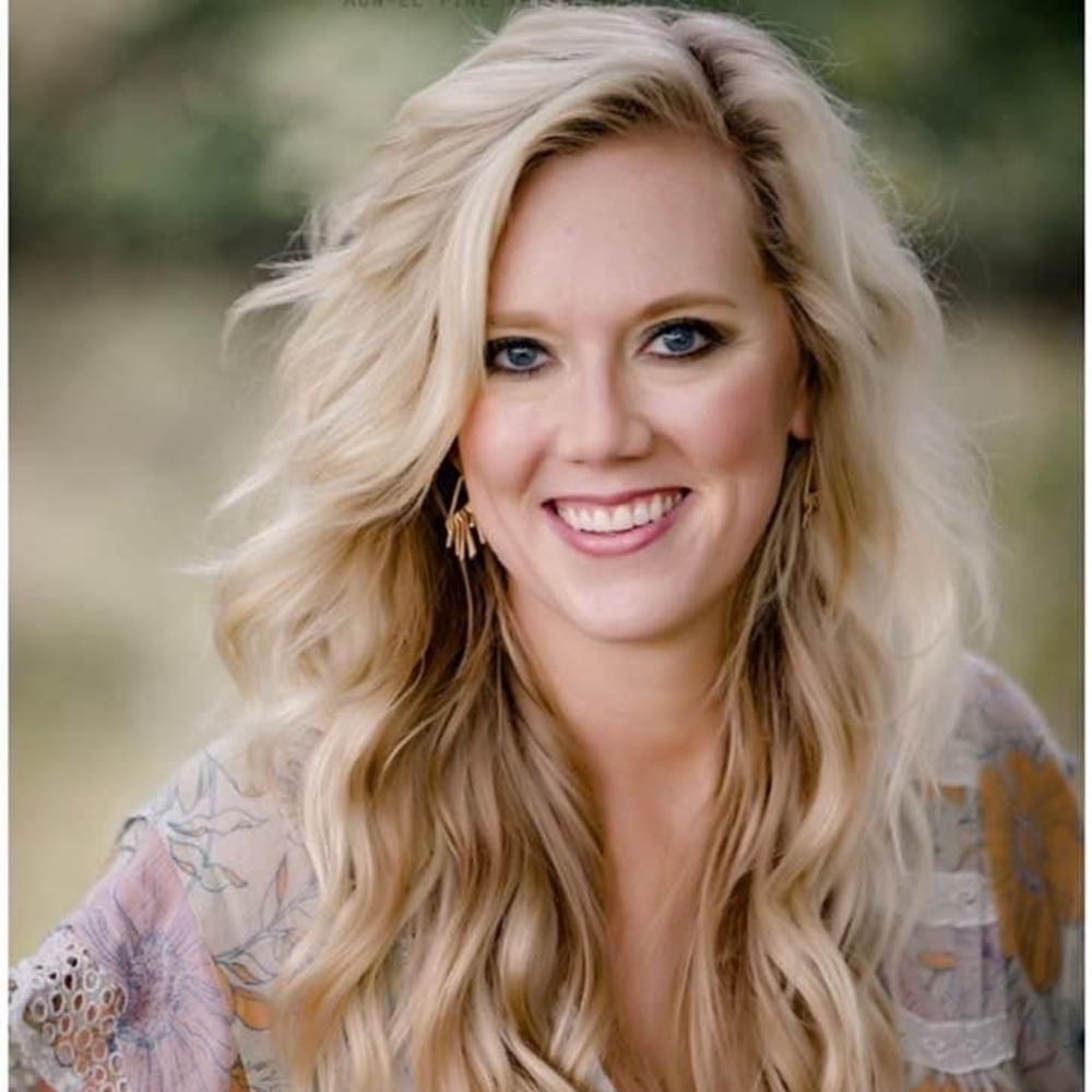 Meet your Posher, Kasey